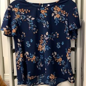 Xhileration Blue Floral Flutter Sleeve Top